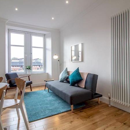 Modern 1Br Apartment In Heart Of West End Glasgow Exterior photo