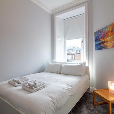 Modern 1Br Apartment In Heart Of West End Glasgow Exterior photo