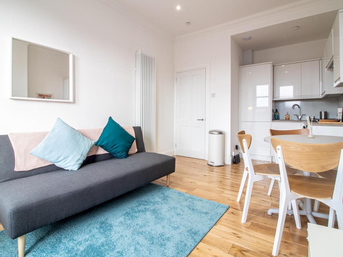 Modern 1Br Apartment In Heart Of West End Glasgow Exterior photo