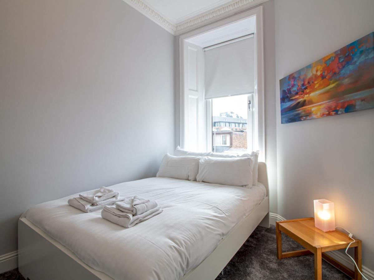 Modern 1Br Apartment In Heart Of West End Glasgow Exterior photo