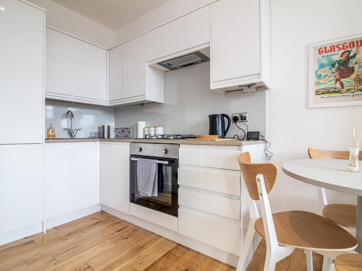 Modern 1Br Apartment In Heart Of West End Glasgow Exterior photo